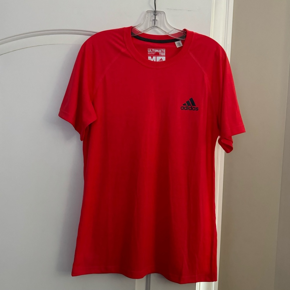 Brand new “Adidas”shirt for men.Size-M,color-red.❤️